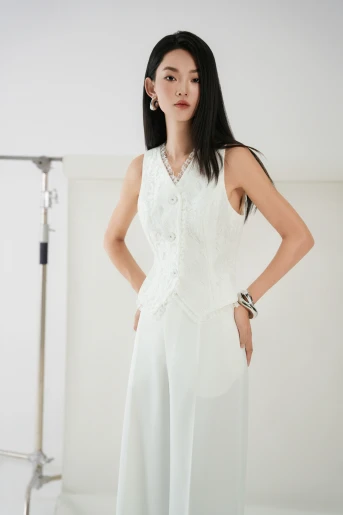 /assets/uploads/images/product/2025/VNQ04590_copy.webp