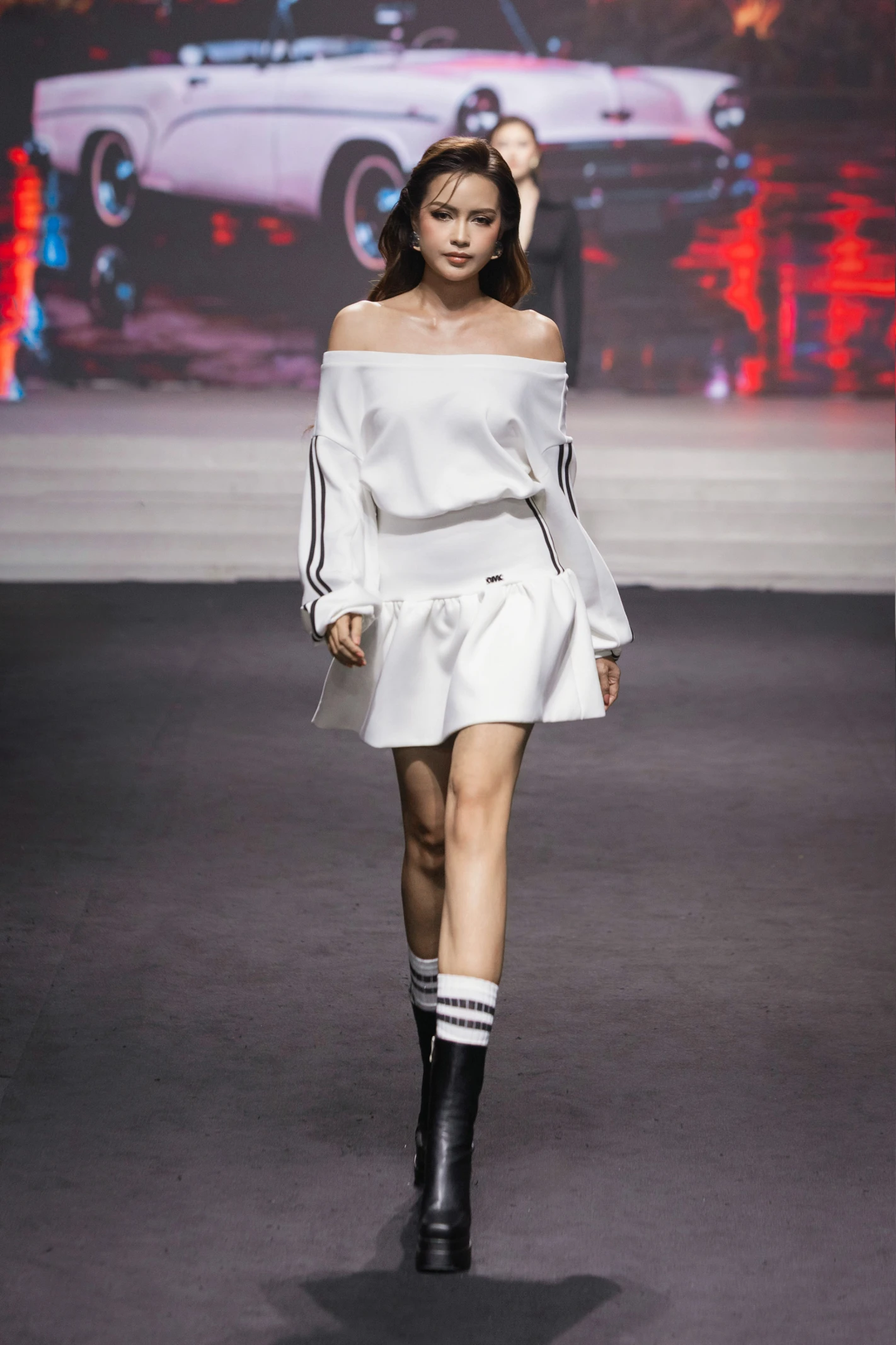 /assets/uploads/images/product/2026/EC2_-_RUNWAY-8.webp