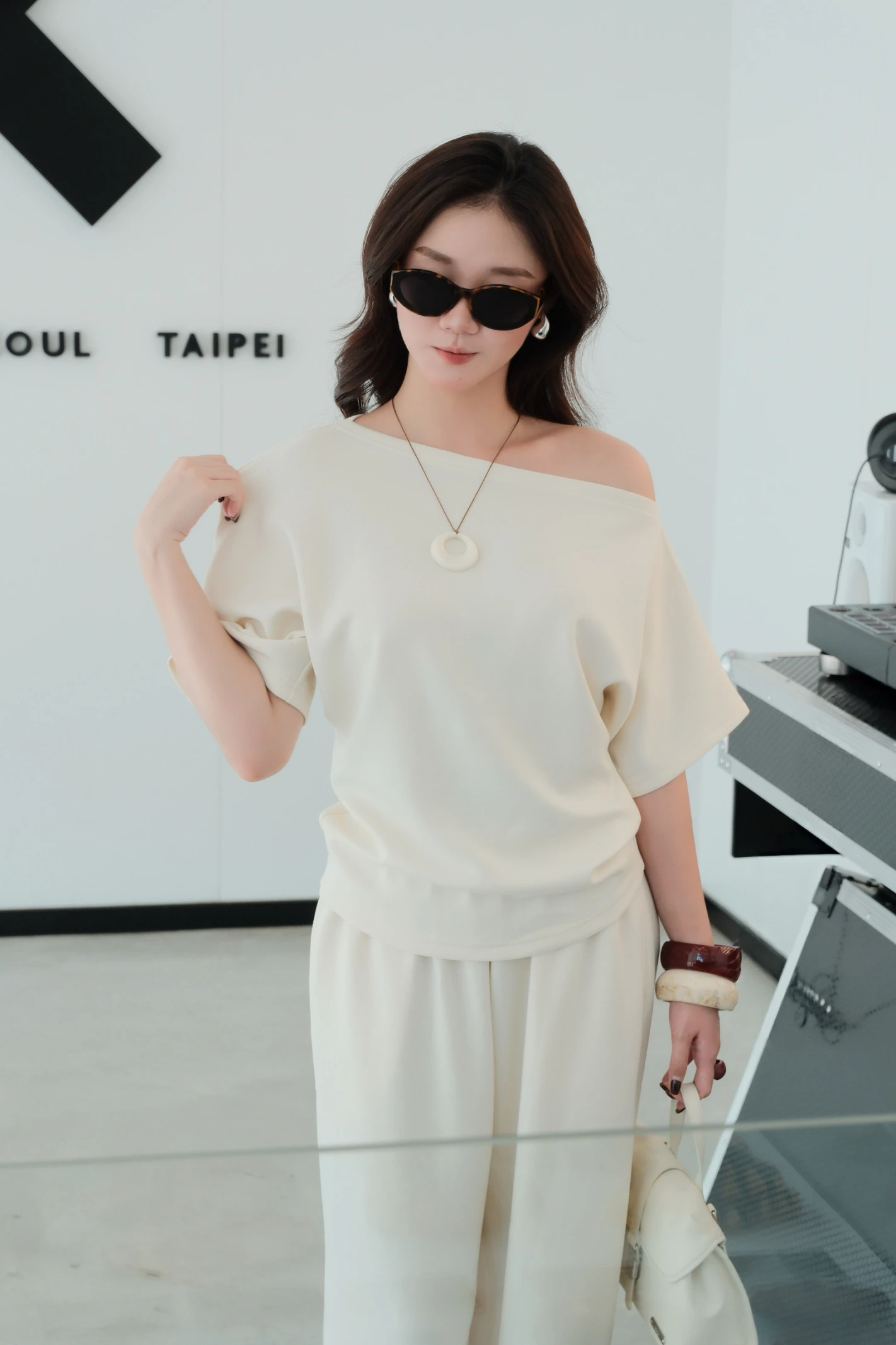 /assets/uploads/images/product/2026/EC2_-_T8_-_KHANH_THI-13.webp