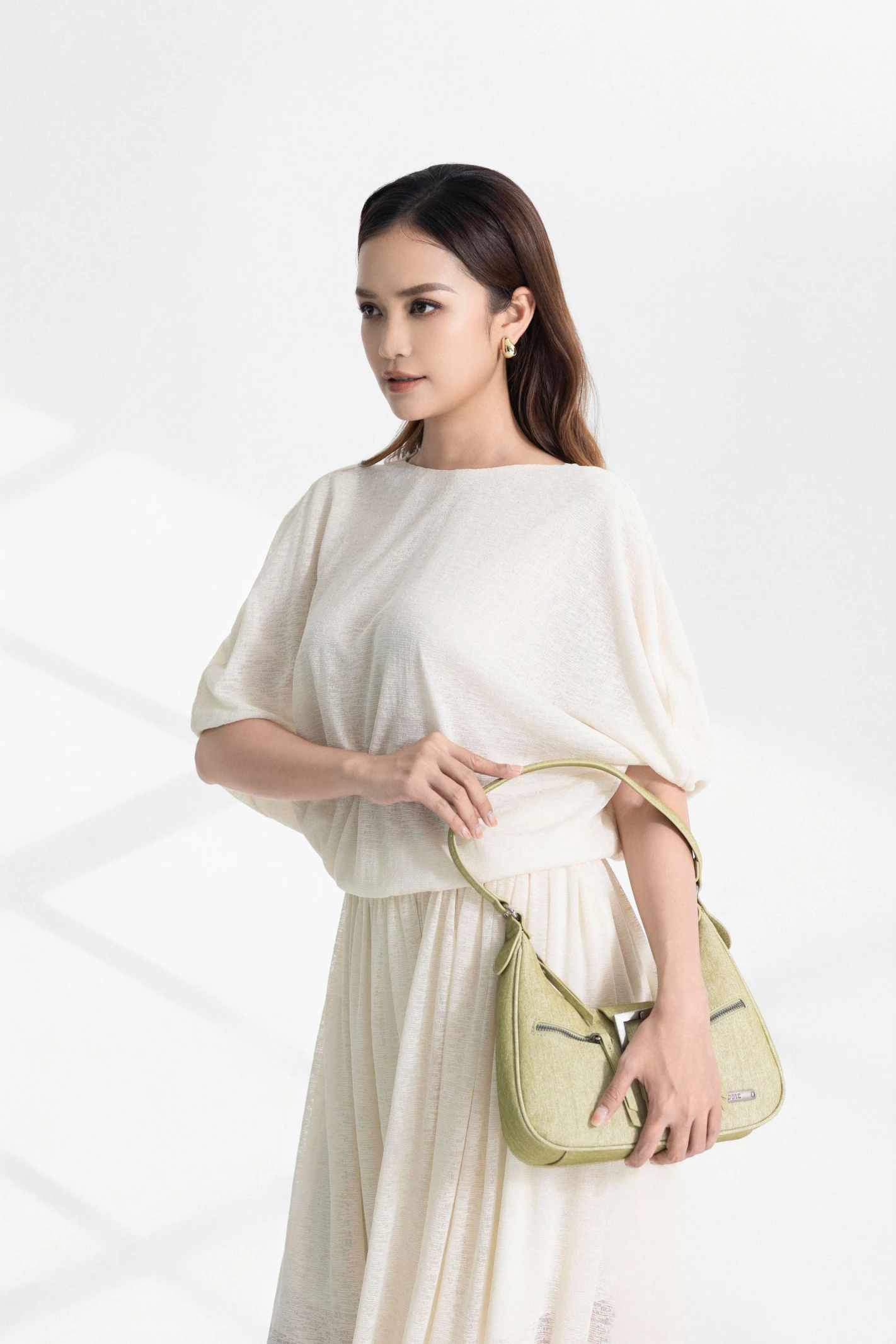 /assets/uploads/images/product/2026/LIBRE-132.webp