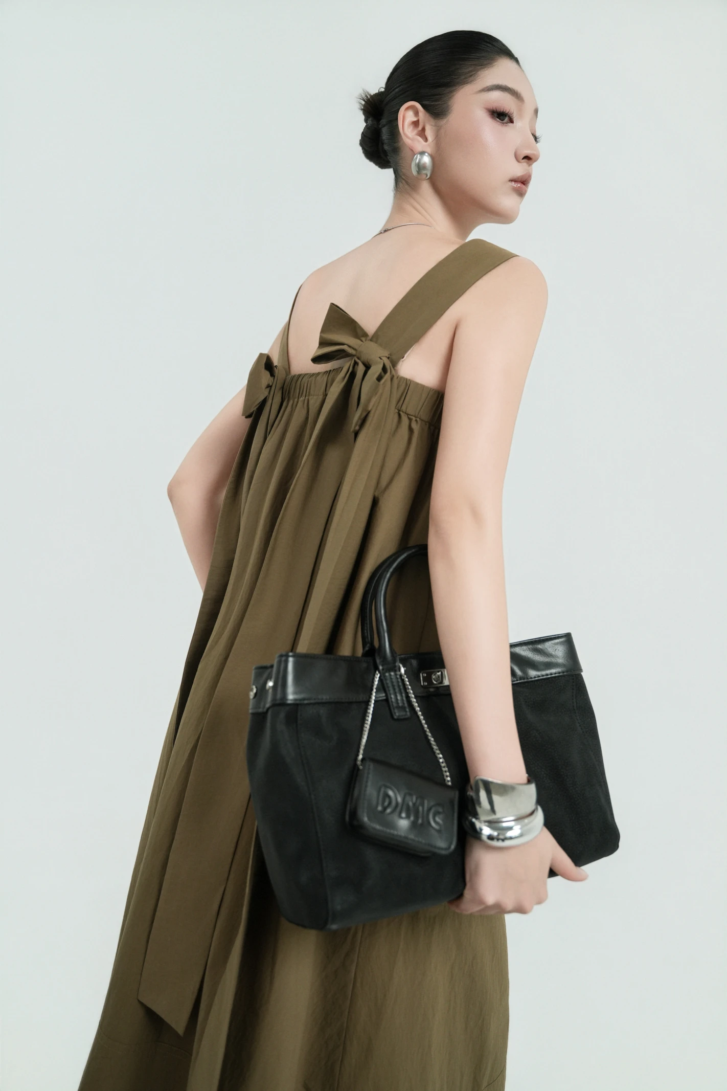 /assets/uploads/images/product/2026/MODESTRA_21.webp