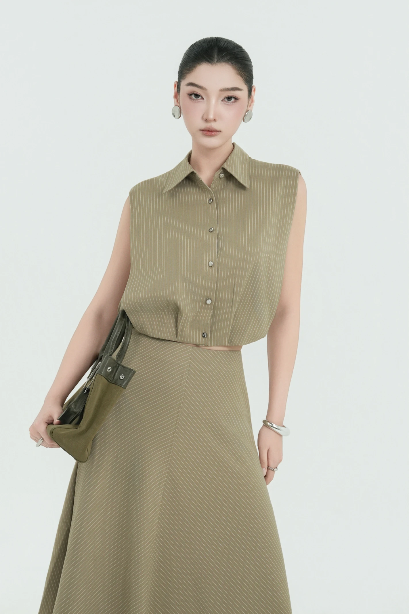 /assets/uploads/images/product/2026/MODESTRA_5.webp