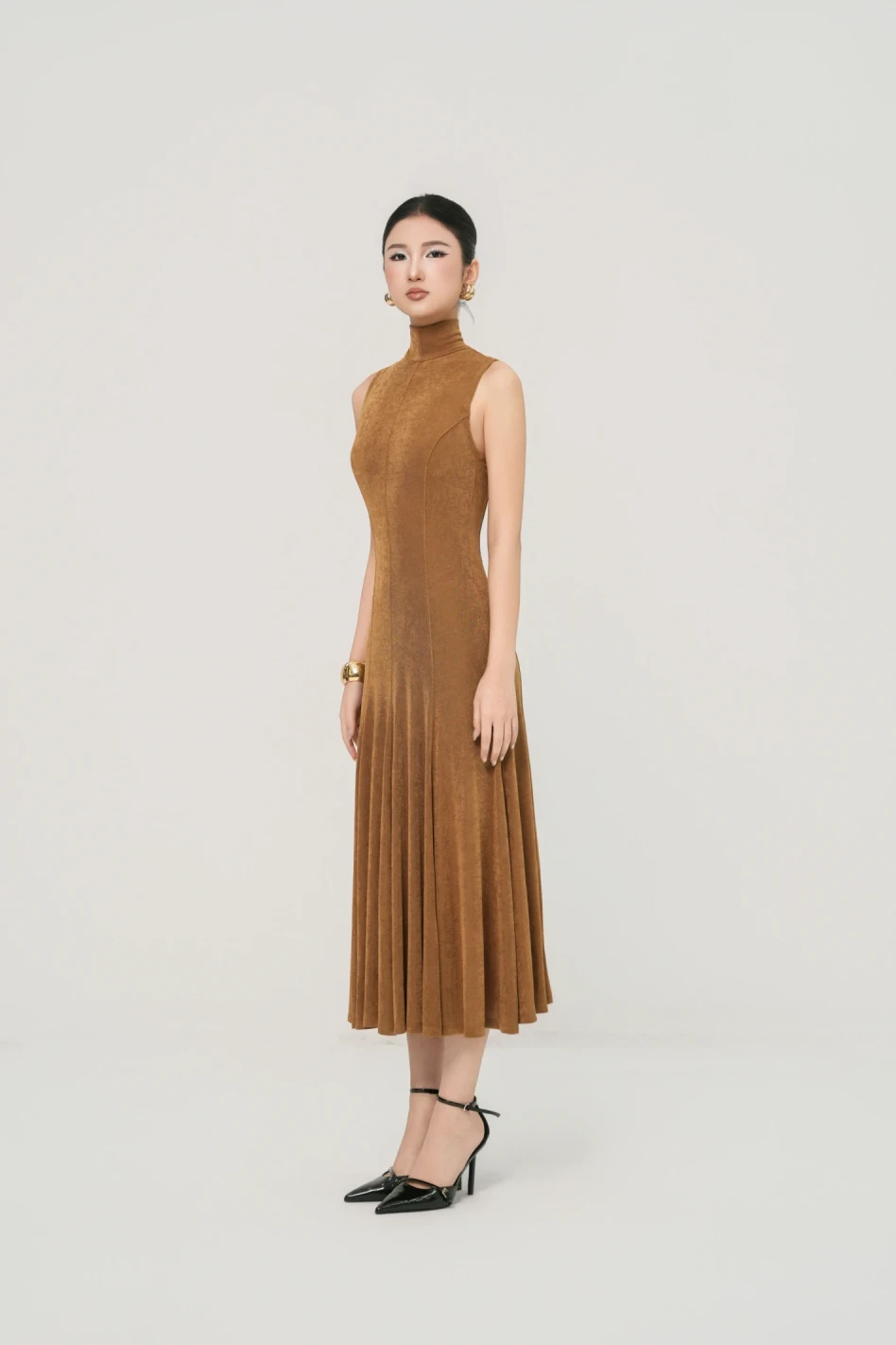 /assets/uploads/images/product/2026/MO_VNQ02953_copy.webp